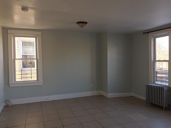 3rd image of 406 South St