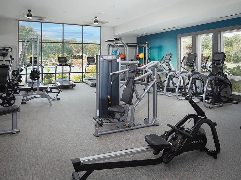 Pointe at Research Park Apartments — Photo 18