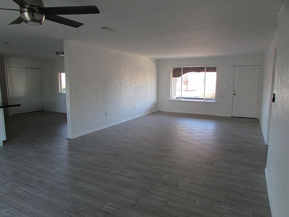 2nd image of 3433 E Sunnyside Dr