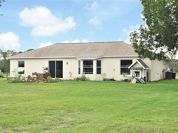 4th image of 9125 SE 57th Dr