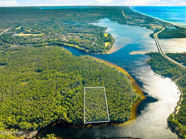 39 Lake Powell Dr, Panama City Beach, FL 32413