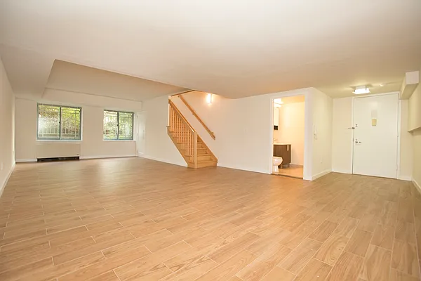 100 Jane Street #2Q