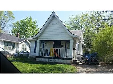 1815 E 34th St photo 1