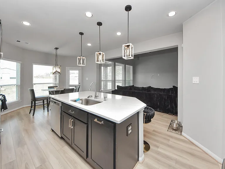 16735 Rockwall St — Photo 11