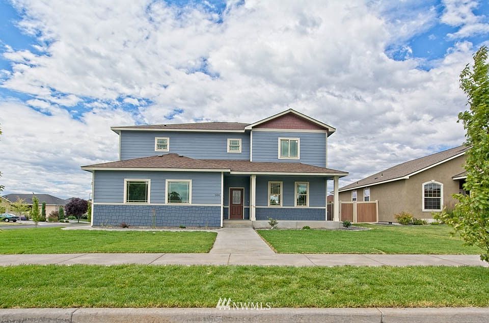 1st image of 600 Magnolia Drive