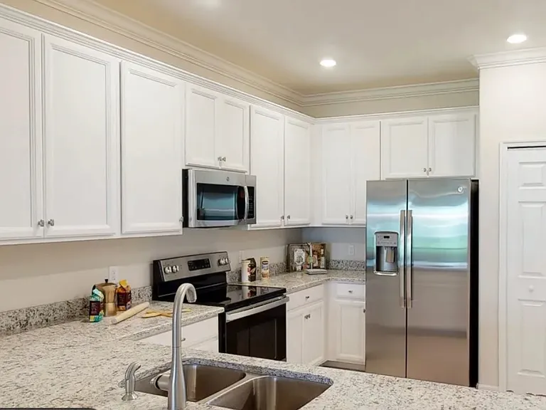 8853 Saint Kitts Cir — Photo 3