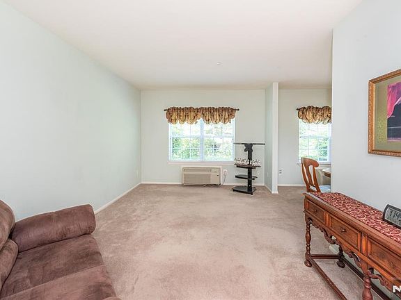 5th image of 1101 Richmond Rd #101