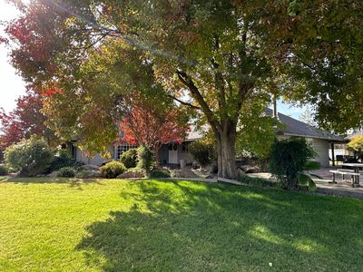3587 N Madsen Ave, Sanger, CA, 93657