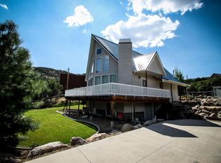 597 S Oakridge Dr, Pine Valley, UT 84781