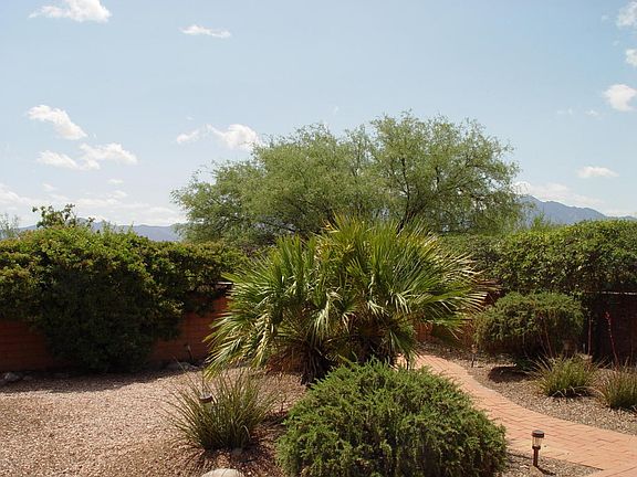 4th image of 835 S Los Opalos
