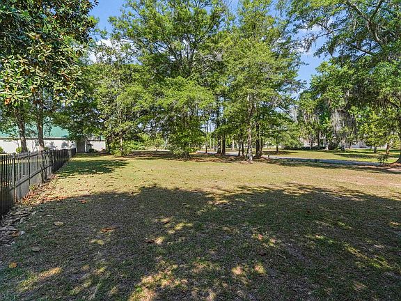 5th image of 4867 Peachtree Rd