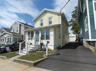 37 Lawrence Ave, Milford, CT 06460