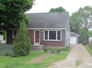 4051 Chadwick Ave NE, Grand Rapids, MI 49525