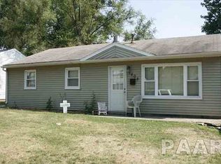 1404 Bush St, Pekin, IL 61554