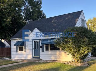 1736 S Van Eps Ave, Sioux Falls, SD 57105