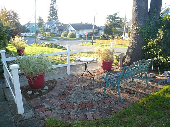 5th image of 304 E Highland Ave