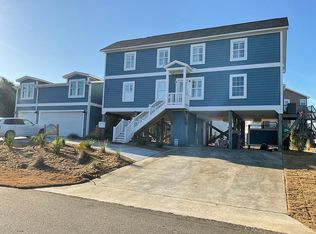 2519 Marsh Hen Dr, Oak Island, NC 28465