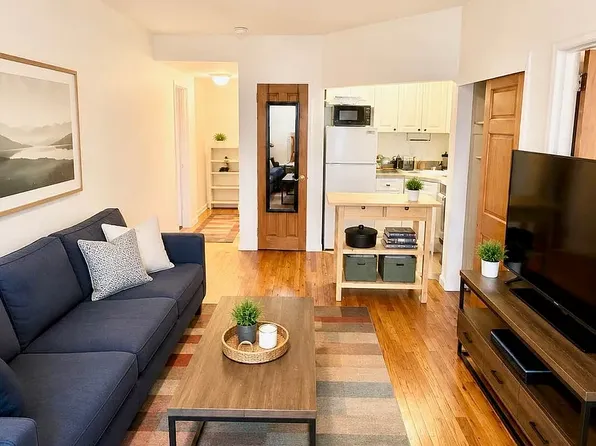 67 W 73rd St, New York, NY