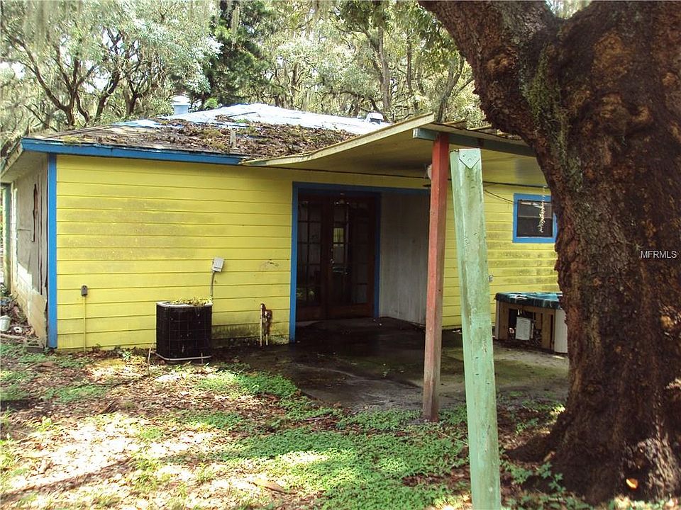 2nd image of 1831 Beachway Ln