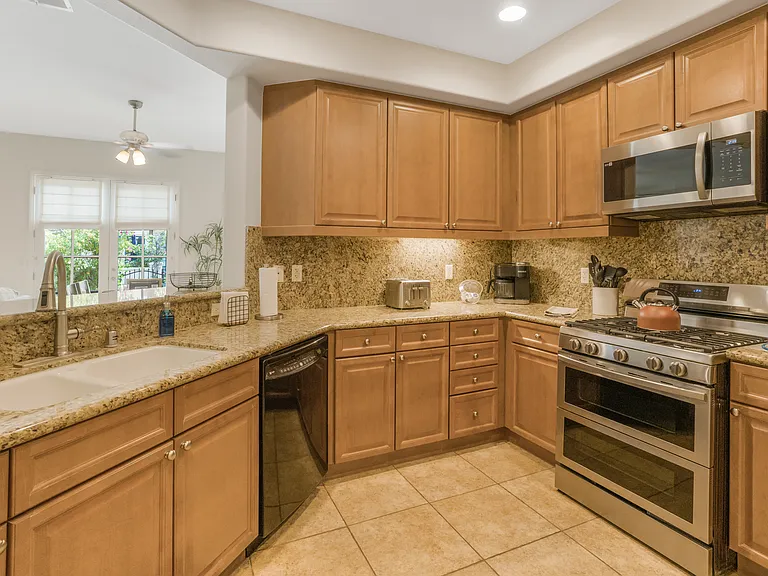 48663 Legacy Dr — Photo 54