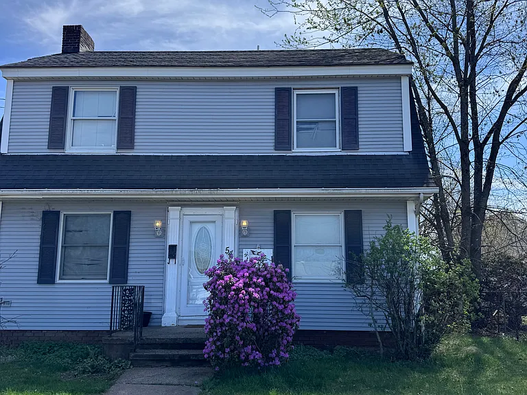 60 Lambert St — Photo 7