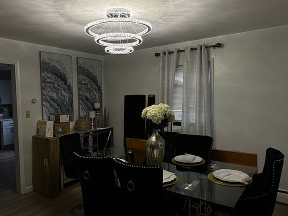 4th image of 343 Grandview Ave