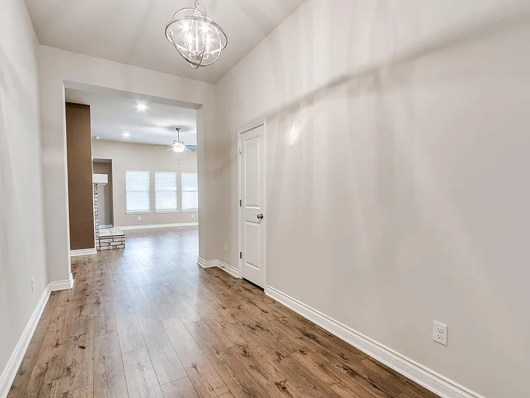 456 Nest Cir — Photo 7