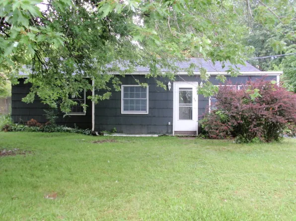 55 Seneca Dr, Plattsburgh, NY 12901