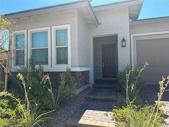 3rd image of 636 Sunlight Hill St