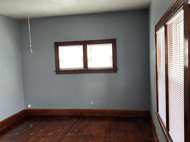 414 Crittenden Ave — Photo 10