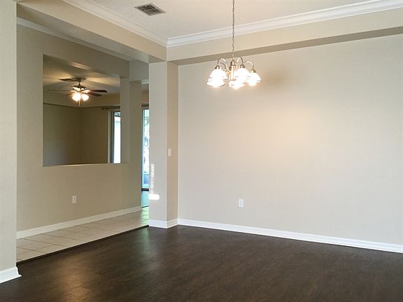 5th image of 932 Jade Forest Ave