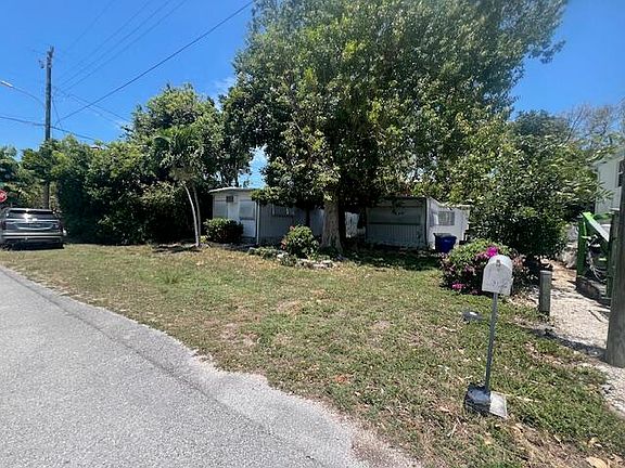 5th image of 103 Gardenia Ave