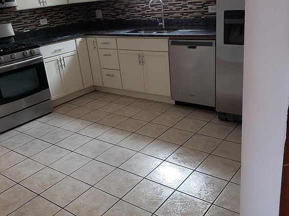 3rd image of 1673 N 40th Ave APT 2