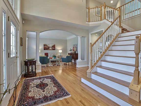 4th image of 1092 Ashton Ct