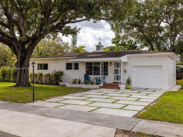 310 NE 127th St, North Miami, FL 33161