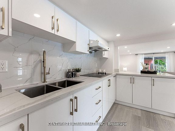 5th image of 197 Queen St