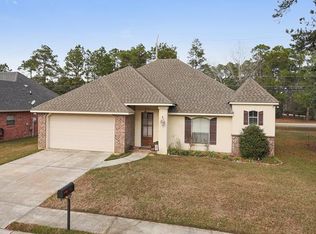117 Rue Merlot, Abita Springs, LA 70420