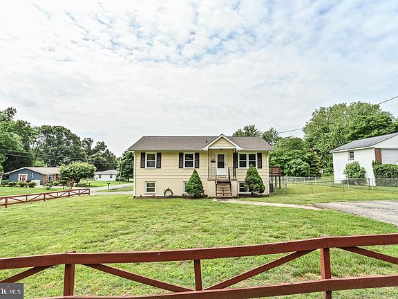 5th image of 1501 Woodside Dr