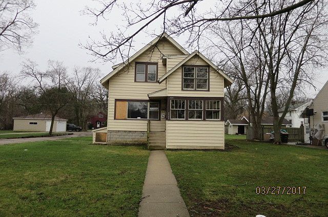 1st image of 2402 Erika Dr