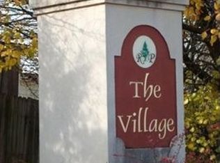 624 Fieldcrest Dr, McDonough, GA 30253