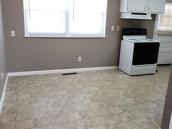 5th image of 2160 Newgate Ave