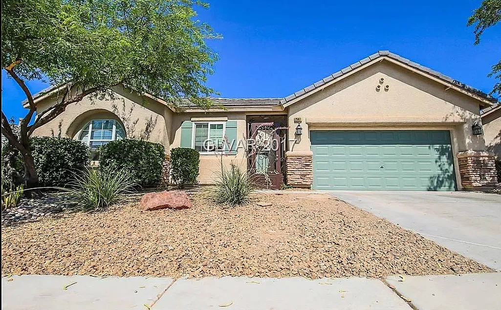 2567 Orangeglory Dr — Photo 3