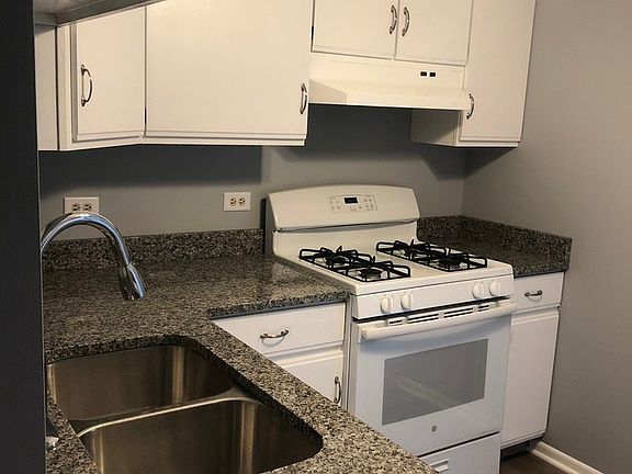 2nd image of 28 E Hattendorf Ave #4