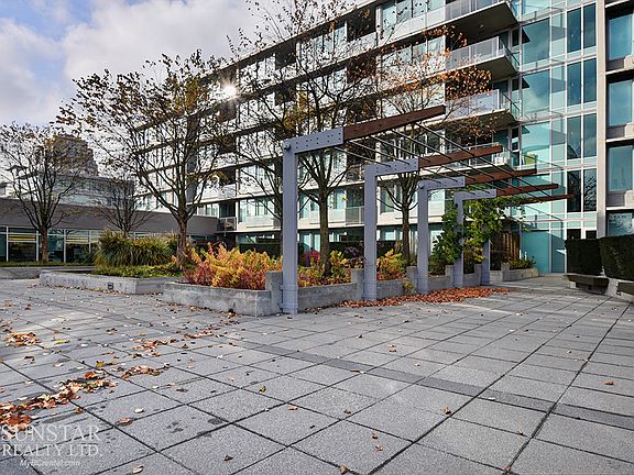 5th image of 522 W 8th Ave #508