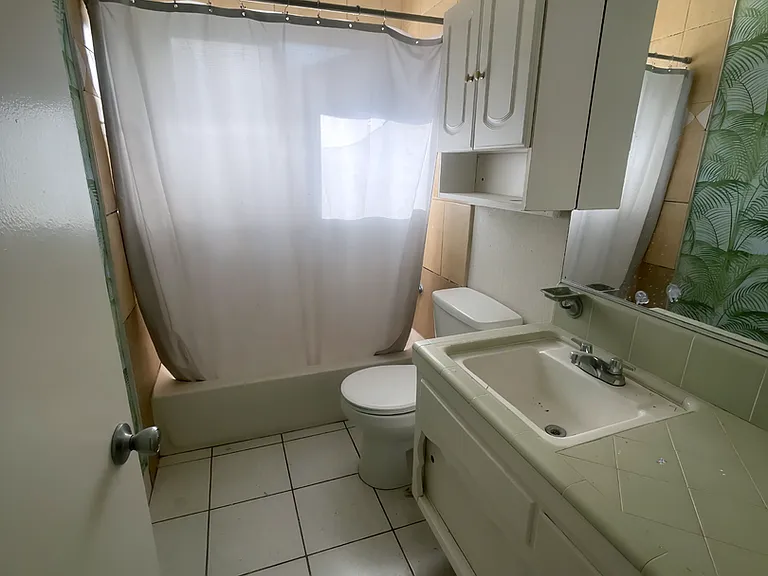 340 Cindy Ct — Photo 13