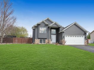 202 Dresden Alco, Waverly, MN 55390