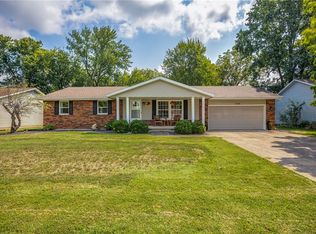 1028 N Main St, Effingham, IL 62401
