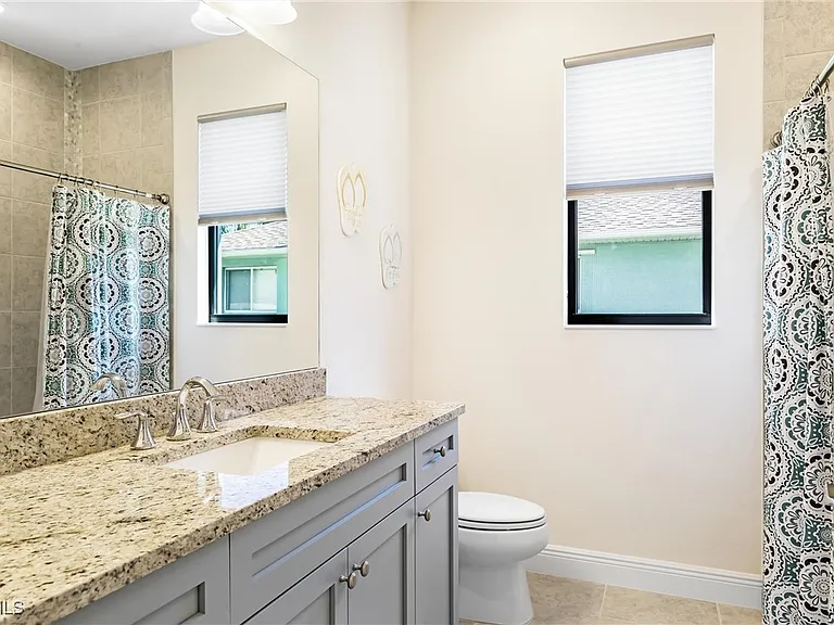 5129 SW 16th Place Cpe — Photo 11
