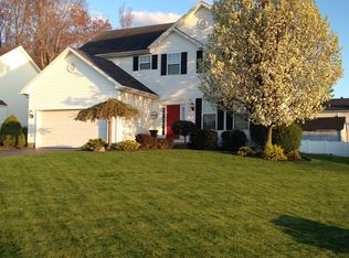 147 Apache Ln, Columbiana, OH 44408