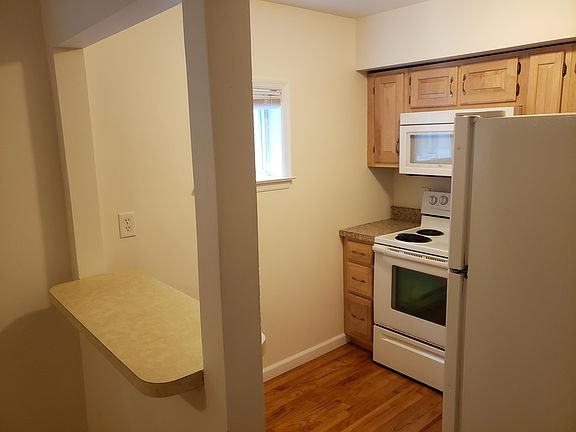 2nd image of 3501 Route 9w APT 9